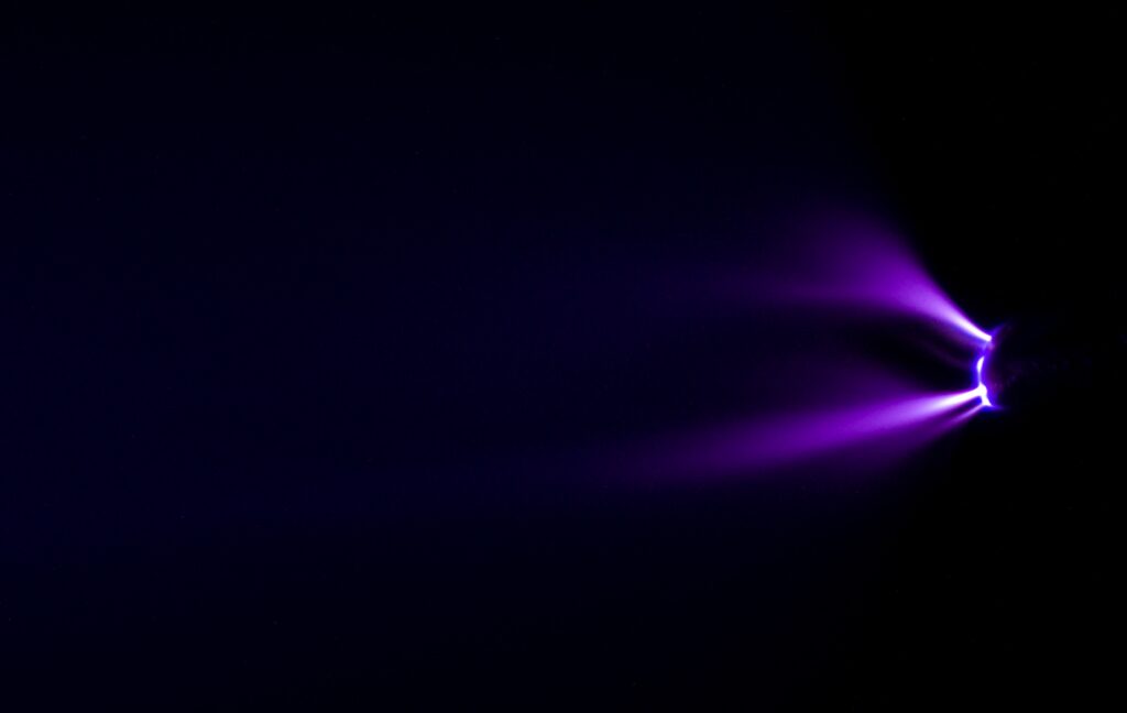 Corona,Discharge,Effect,Between,Two,Electrodes,Due,To,High,Voltage.